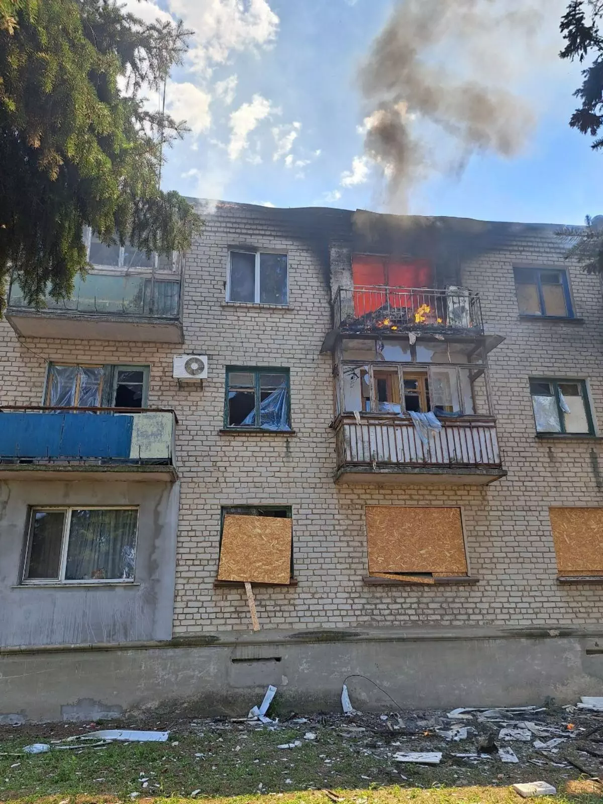 ВСУ обстреляли жилые дома в Новой Каховке и Днепрянах